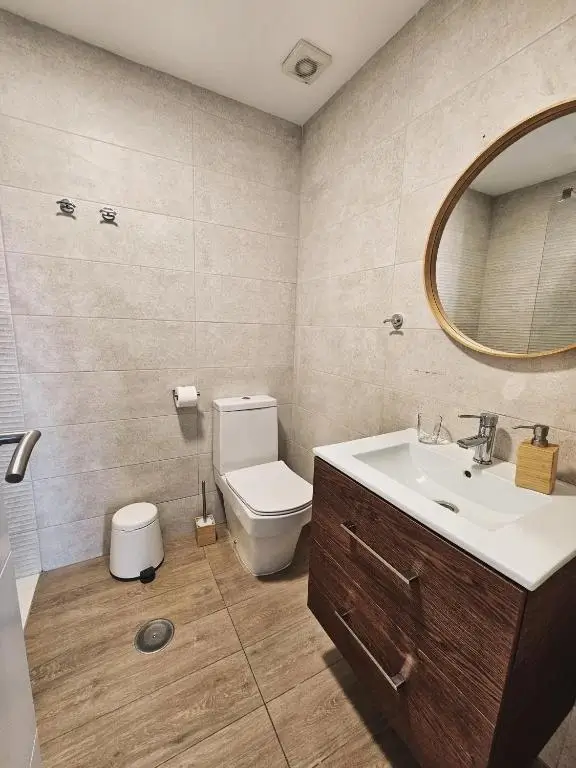 Room 4 