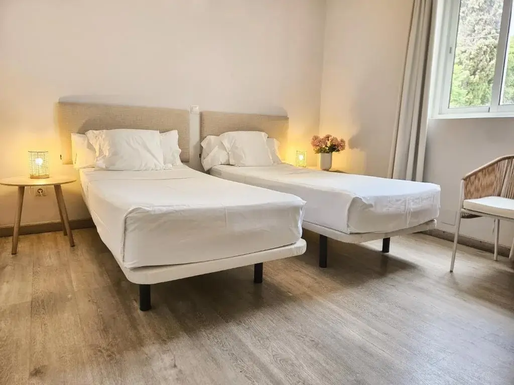 Room 1 