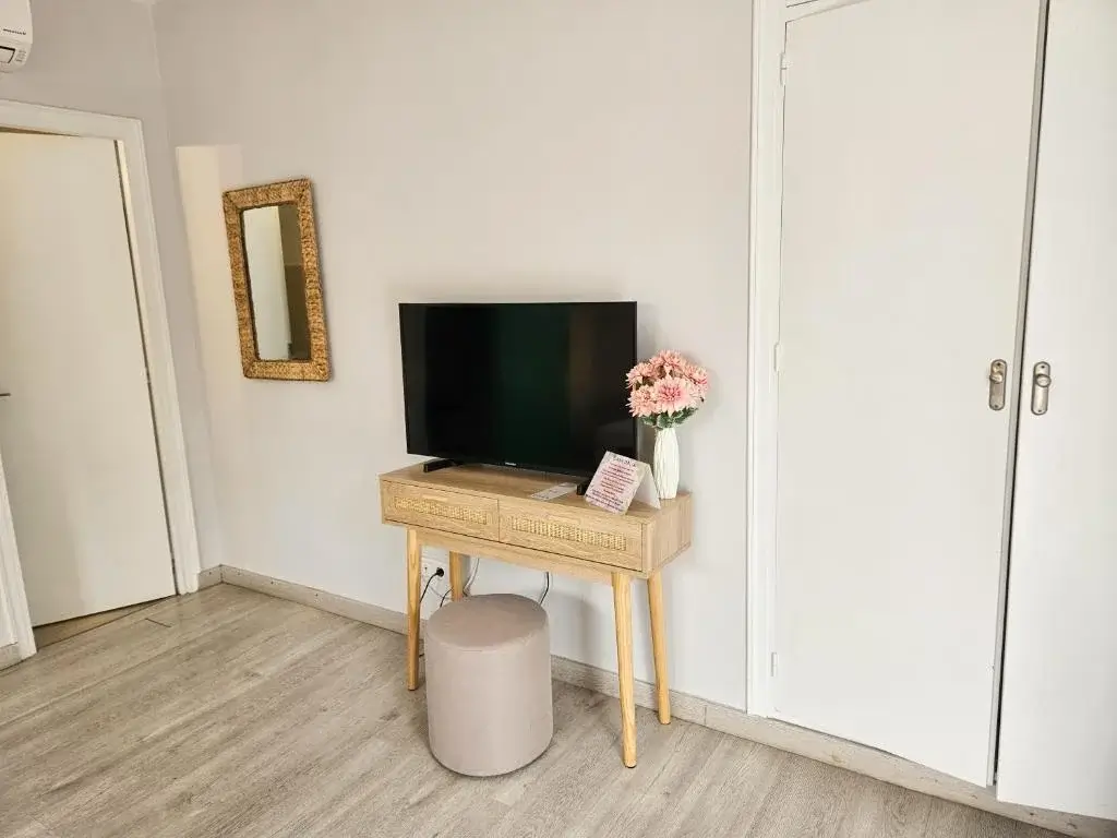 Room 2 